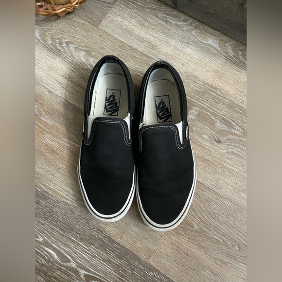 Black slip on vans - Picture 5 of 6